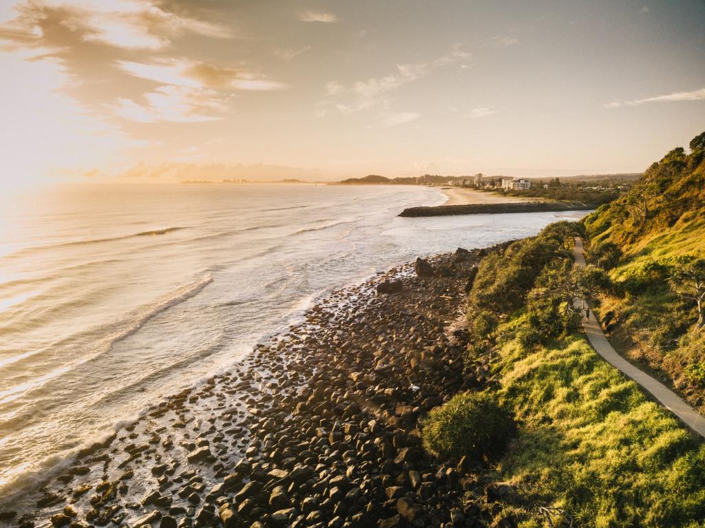 Take on The Gold Coast from End to End, Australia